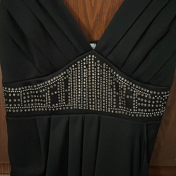 Formal Black Gown Dress - Picture 3 of 5